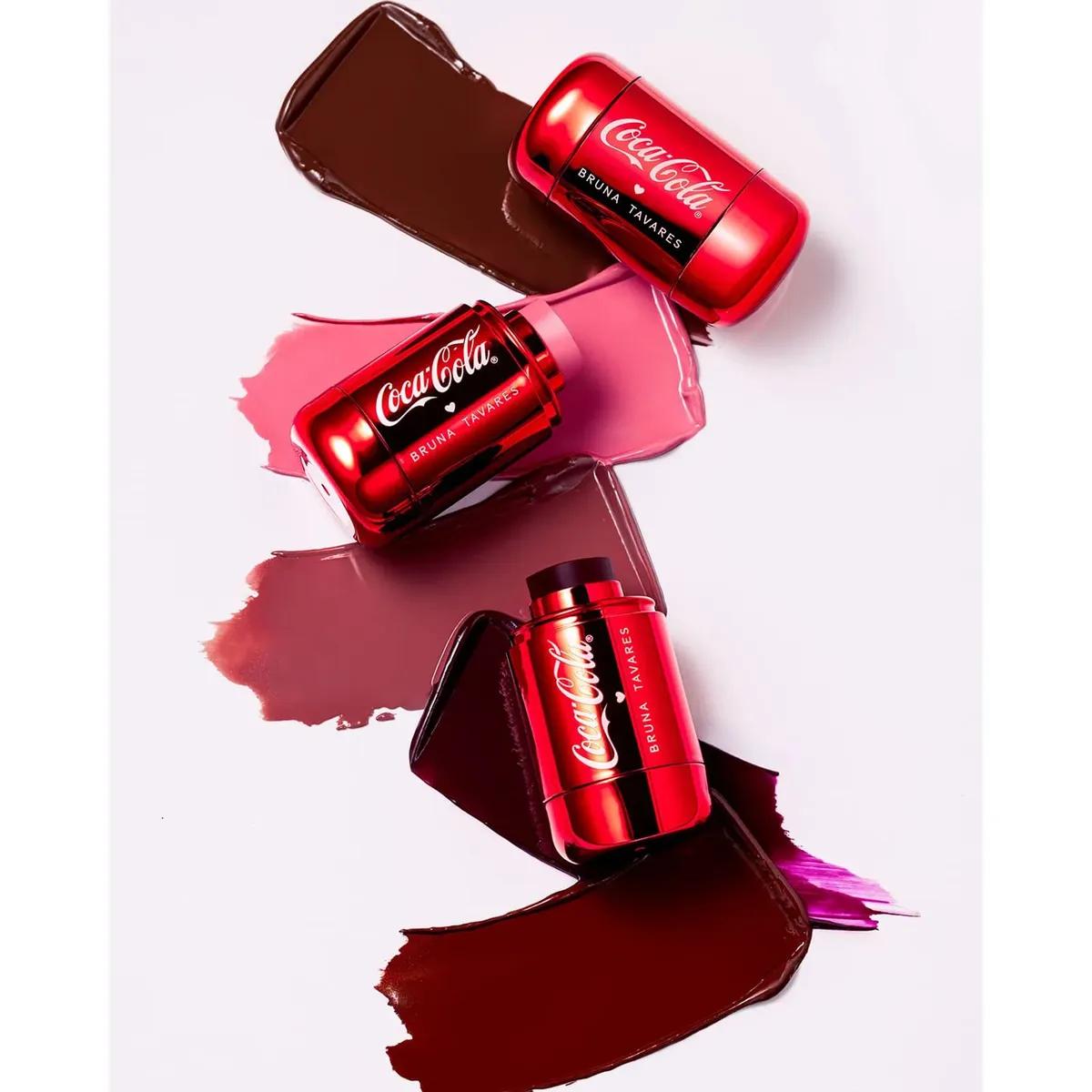 Bruna Tavares - BT Coca Cola Stick Blush - Flush Vibes - Miniatura 4